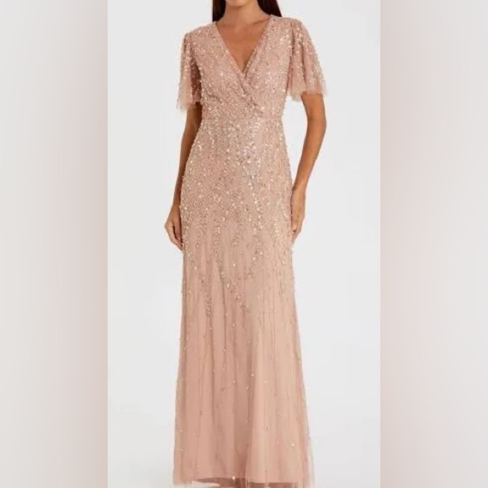 NWOT Mac Duggal Womens Nude Beaded Leaves Butterfly Back Zip Sleeve Gown Size 8
